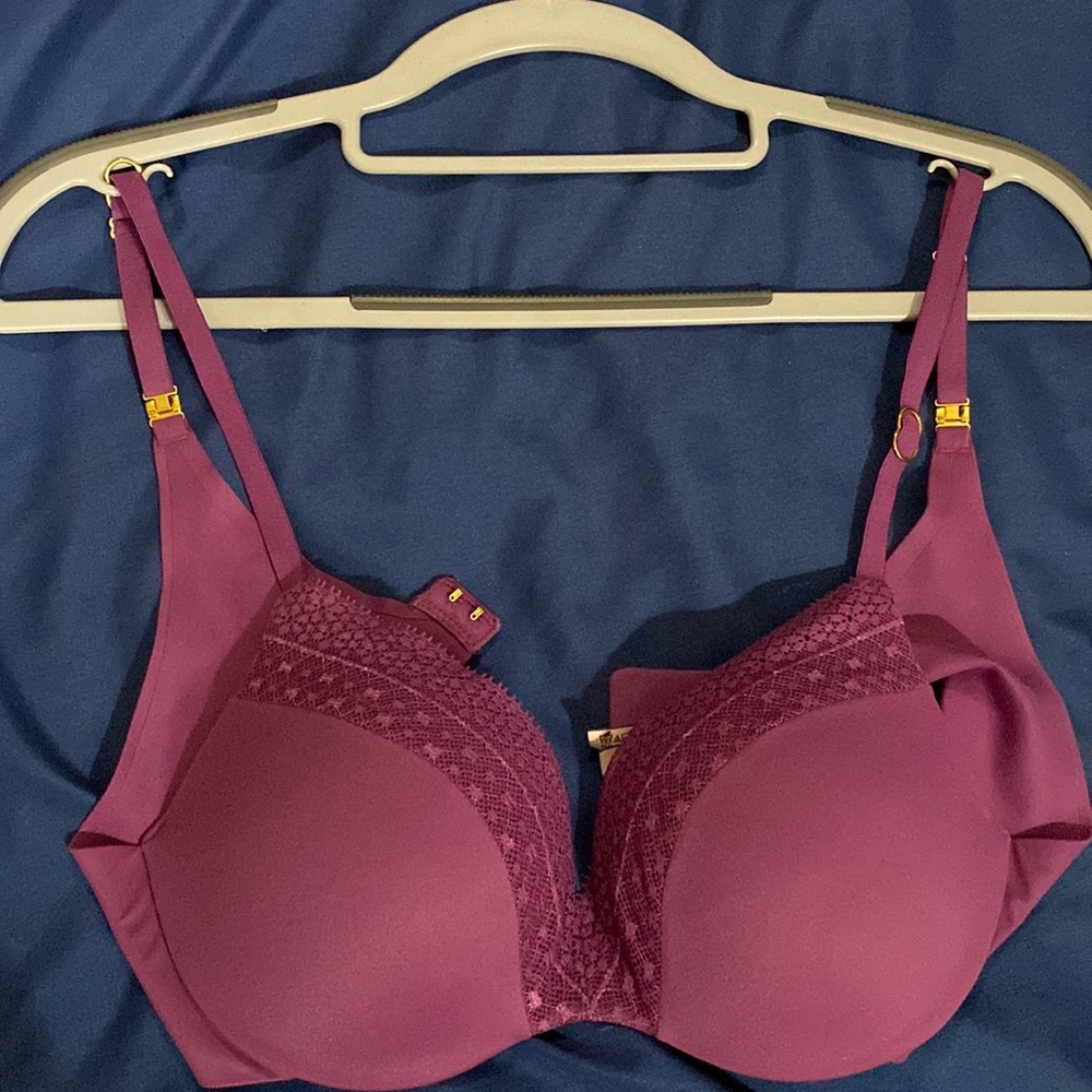 Victoria’s Secret Lace Underwire